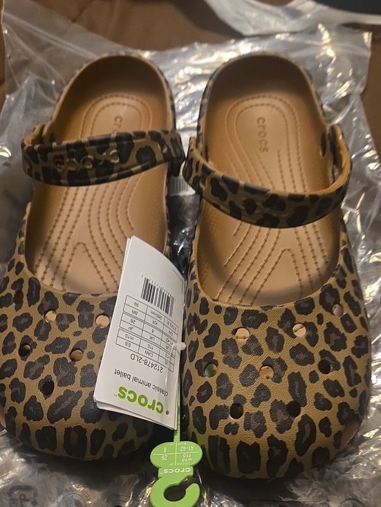 CROCS Shoes - CROCS Woman Leopard Print Mary Jane Clogs